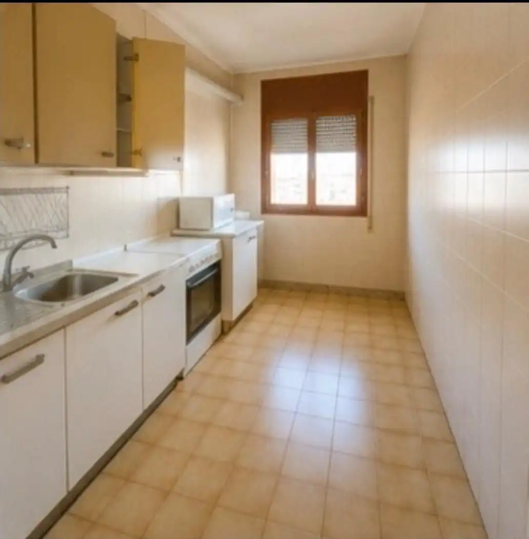 Cuina de Casa o xalet en venda en Prats de Lluçanès amb Jardí privat, Terrassa i Moblat
