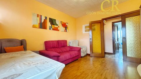 Foto 2 de Piso en venta en Calle de Álava, Pumarín, Gijón