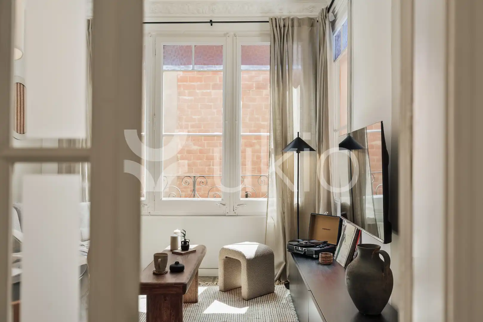 Apartamento con terraza en alquiler en Carrer de Viladomat, imagen 6