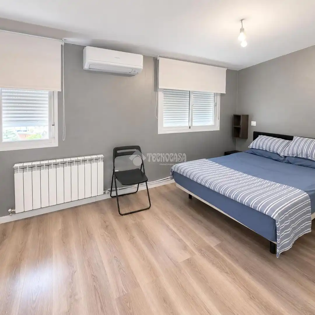 Habitación de Casa adosada en venta en Titulcia
