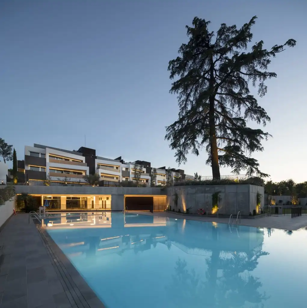 Piscina de Àtic en venda en Pozuelo de Alarcón amb Aire condicionat, Calefacció i Jardí privat