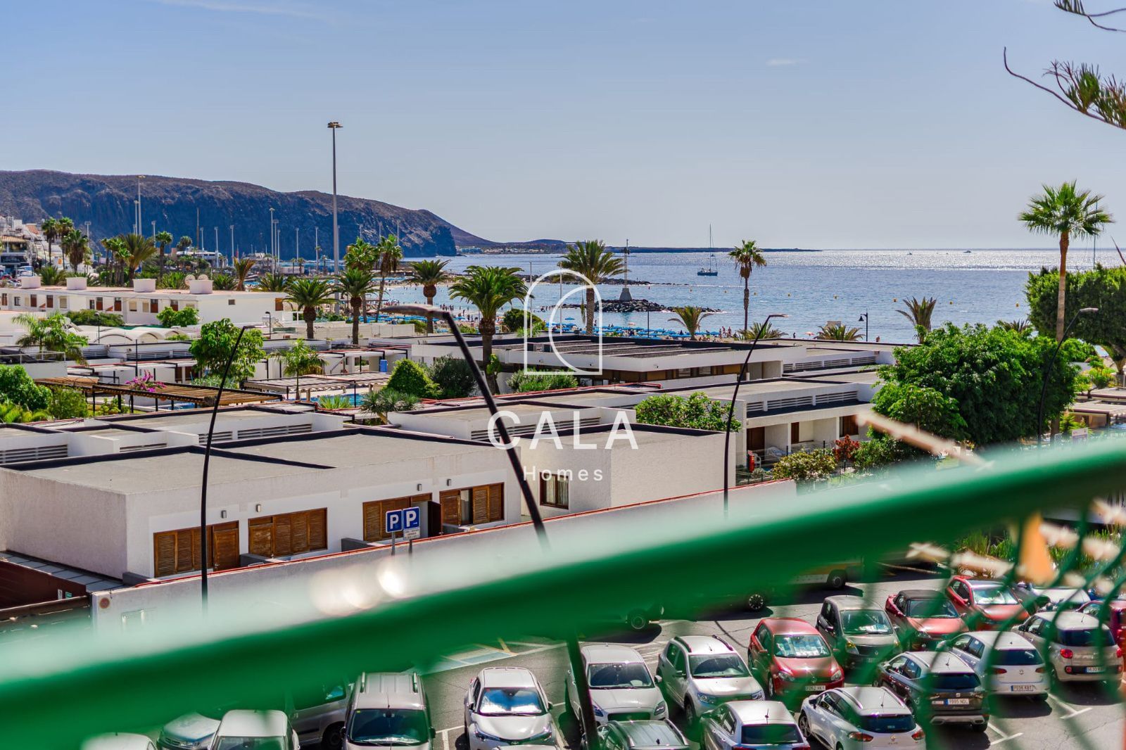 Vista exterior de Àtic en venda en Arona amb Aire condicionat, Calefacció i Terrassa
