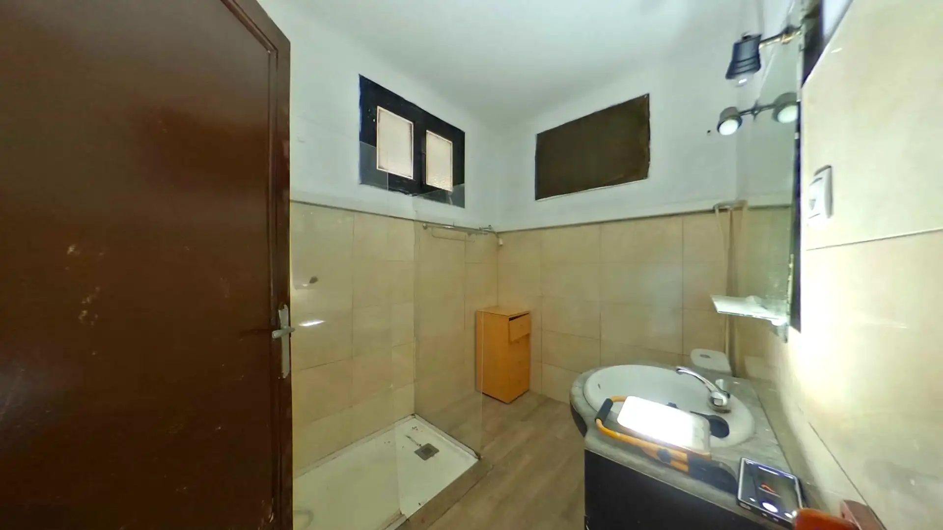 Baño de Piso en venta en Plasencia con Horno y Balcón