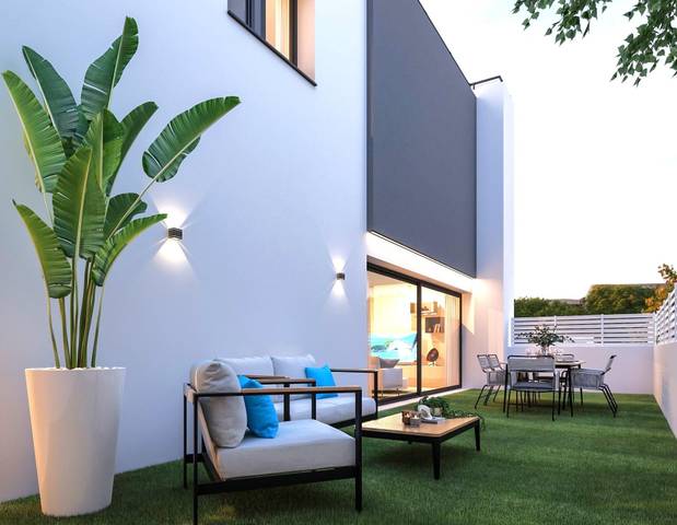 Casa adosada en Venta en Fuente Alegre - El Chaparral - Los Morales