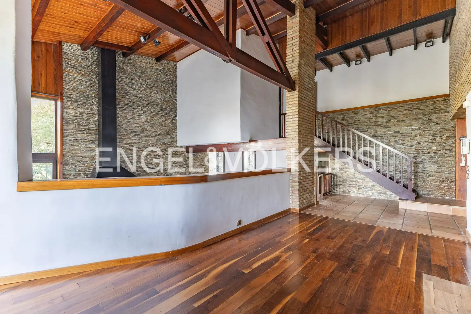 Houses for sale in Barcelona  with Heating, Private garden and Parquet flooring