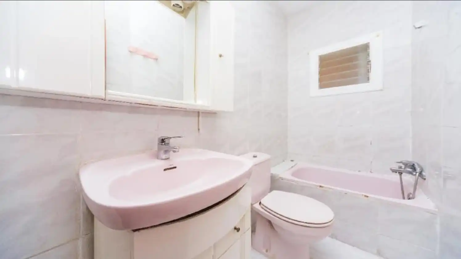 Bany de Apartament en venda en L'Hospitalet de Llobregat