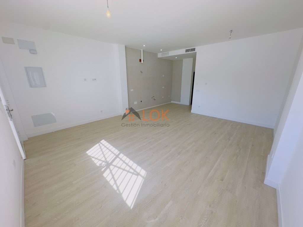 Flat for sale in Málaga Capital  with Air Conditioner, Private garden and Swimming Pool