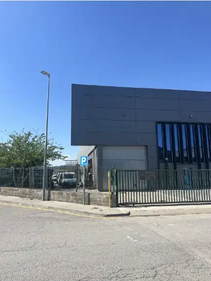 Vista exterior de Nave industrial en venta en Sant Andreu de la Barca