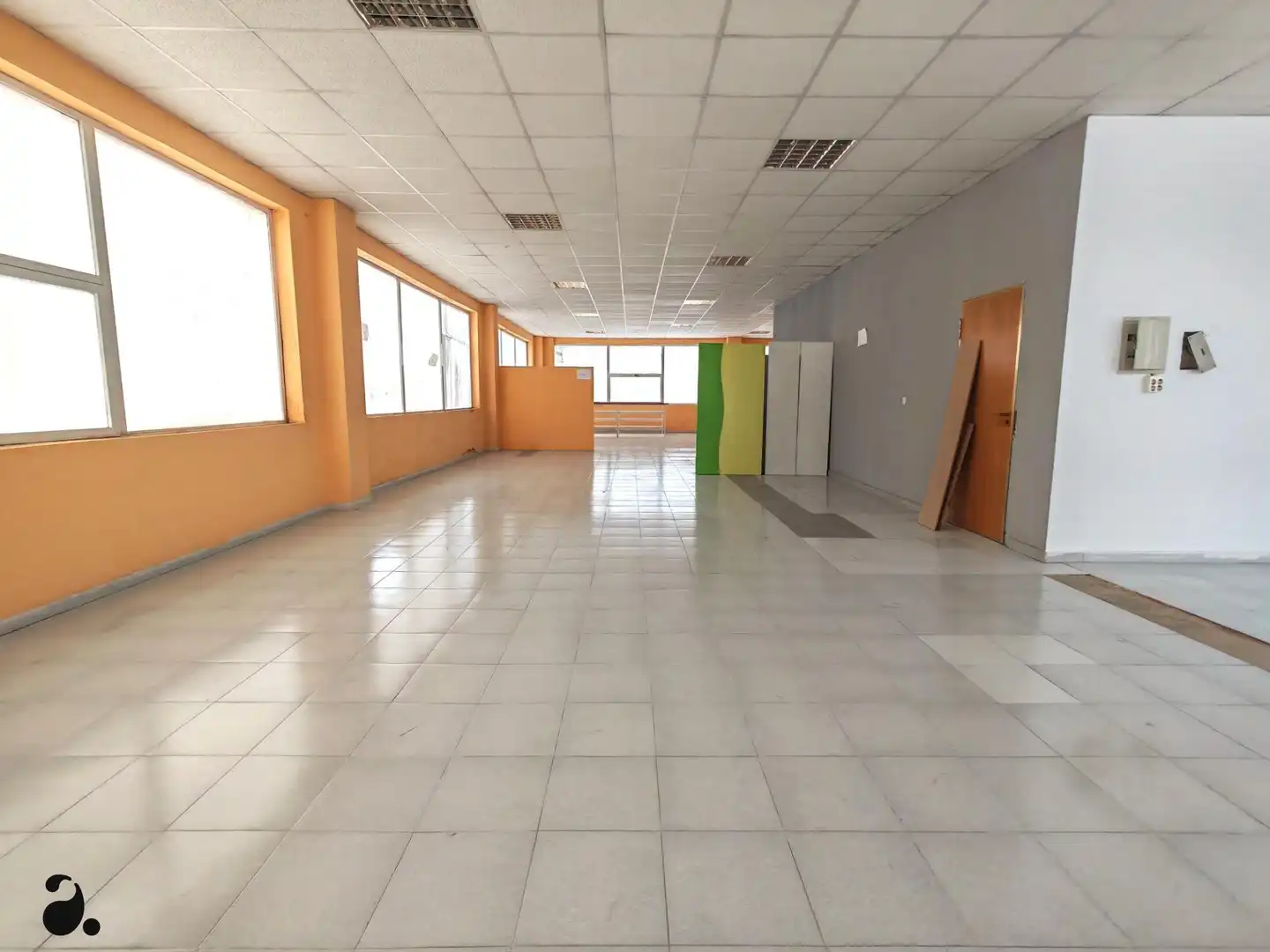 Local comercial de lloguer a Calle de Azuela, imagen 23