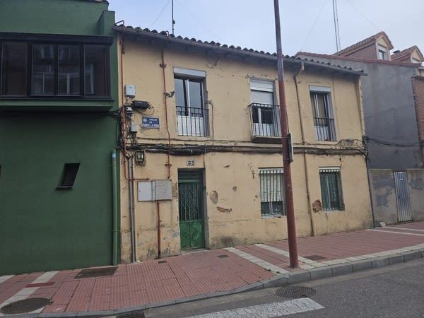 Vista exterior de Pis en venda en Valladolid Capital