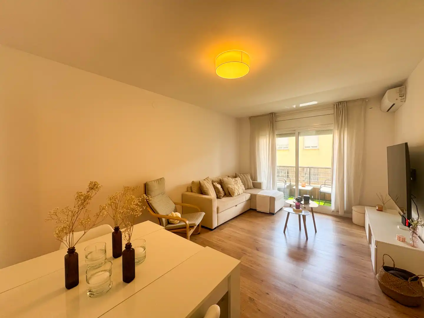Sala de estar de Piso en venta en Caldes de Montbui con Aire acondicionado, Parquet y Horno
