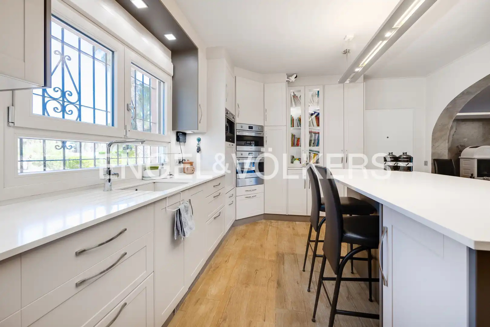 Cocina de Casa o chalet en venta en Daya Vieja con Aire acondicionado, Calefacción y Jardín privado