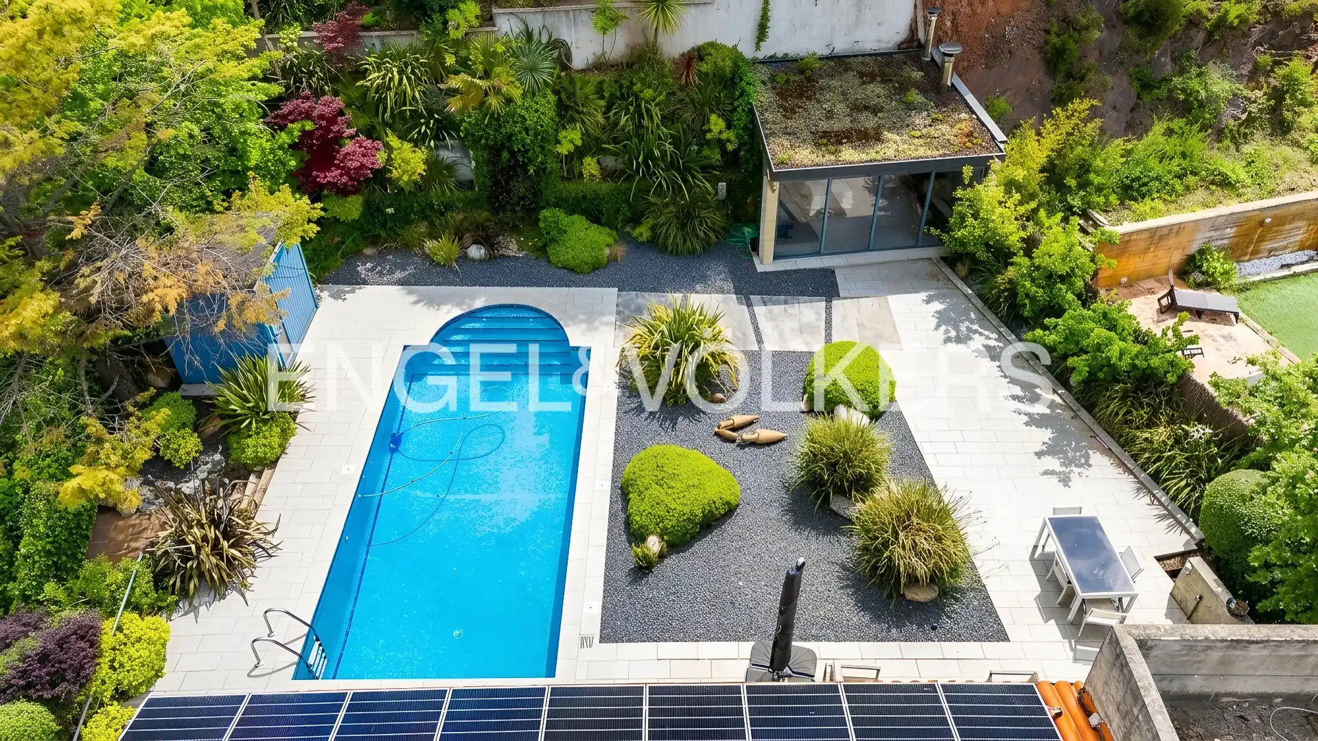 Piscina de Casa o chalet en venta en Matadepera con Aire acondicionado, Calefacción y Jardín privado