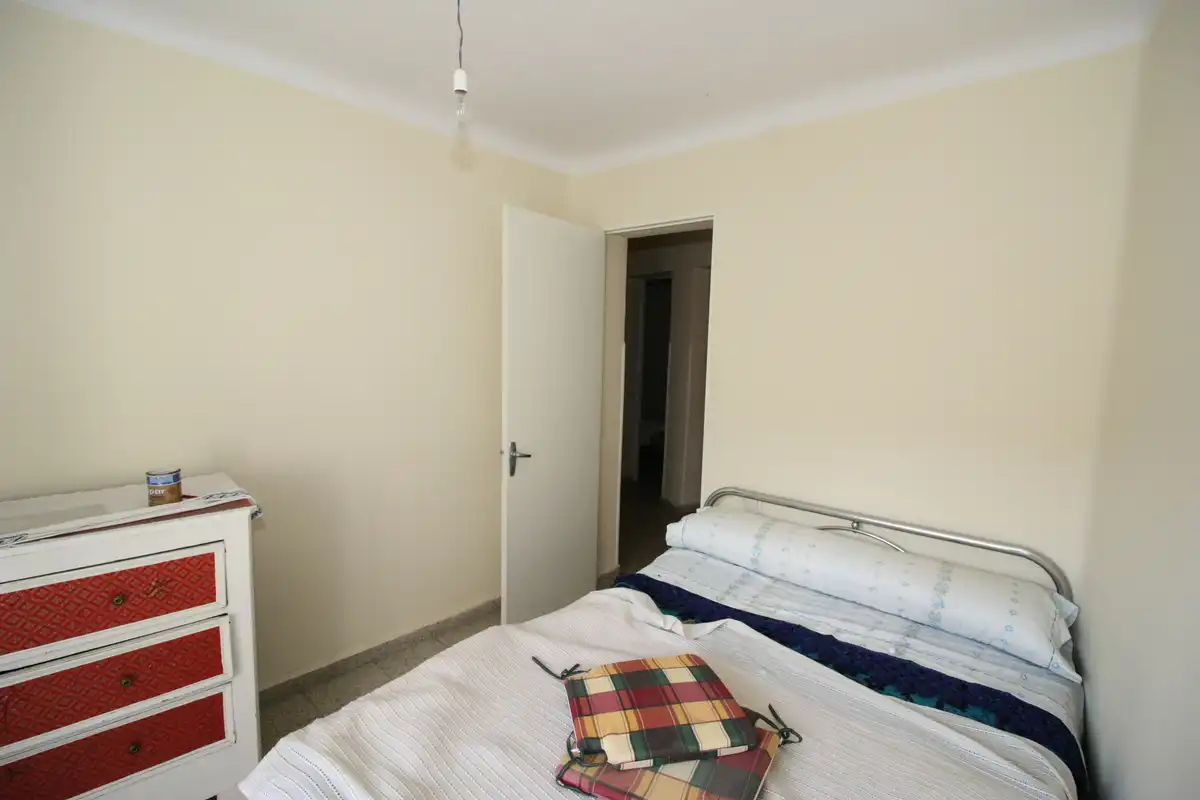 Dormitori de Casa o xalet en venda en El Hornillo  amb Balcó