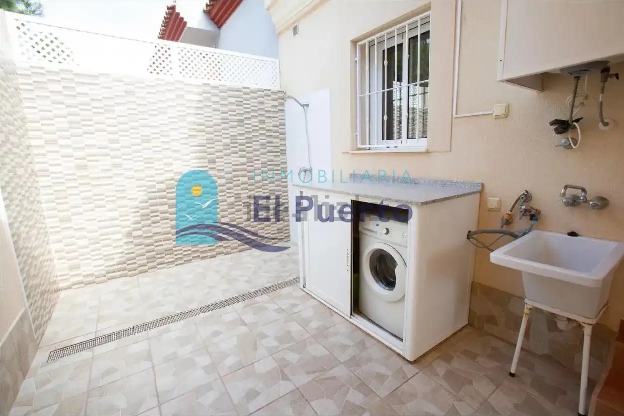 Vista exterior de Dúplex en venta en Cartagena con Aire acondicionado, Calefacción y Jardín privado