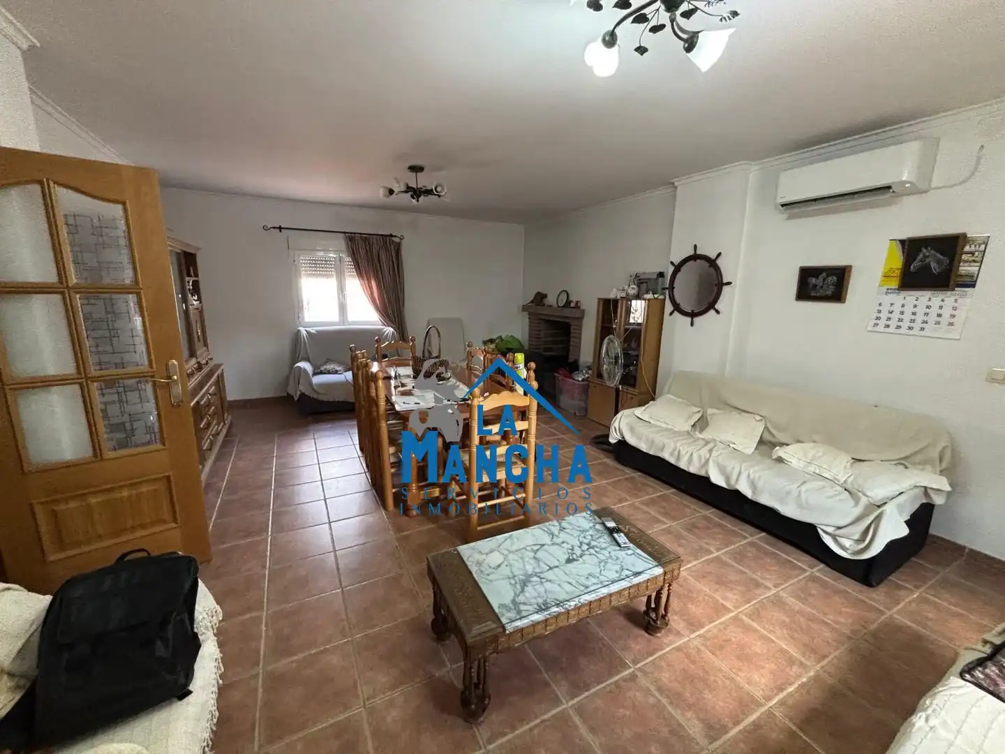 Sala d'estar de Casa o xalet en venda en Albacete amb Aire condicionat, Jardí privat i Traster