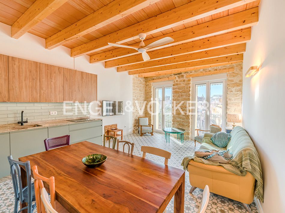 Duplex to rent in Plaça de Quijano, 5, Casco Antiguo - Sta. Cruz - Ayuntamiento