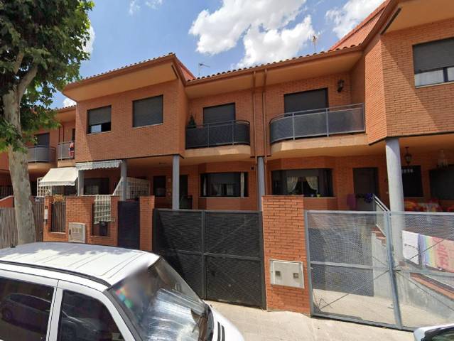 Casa-chalet en Venta en Fermin Martin Carrillo en Los Robles