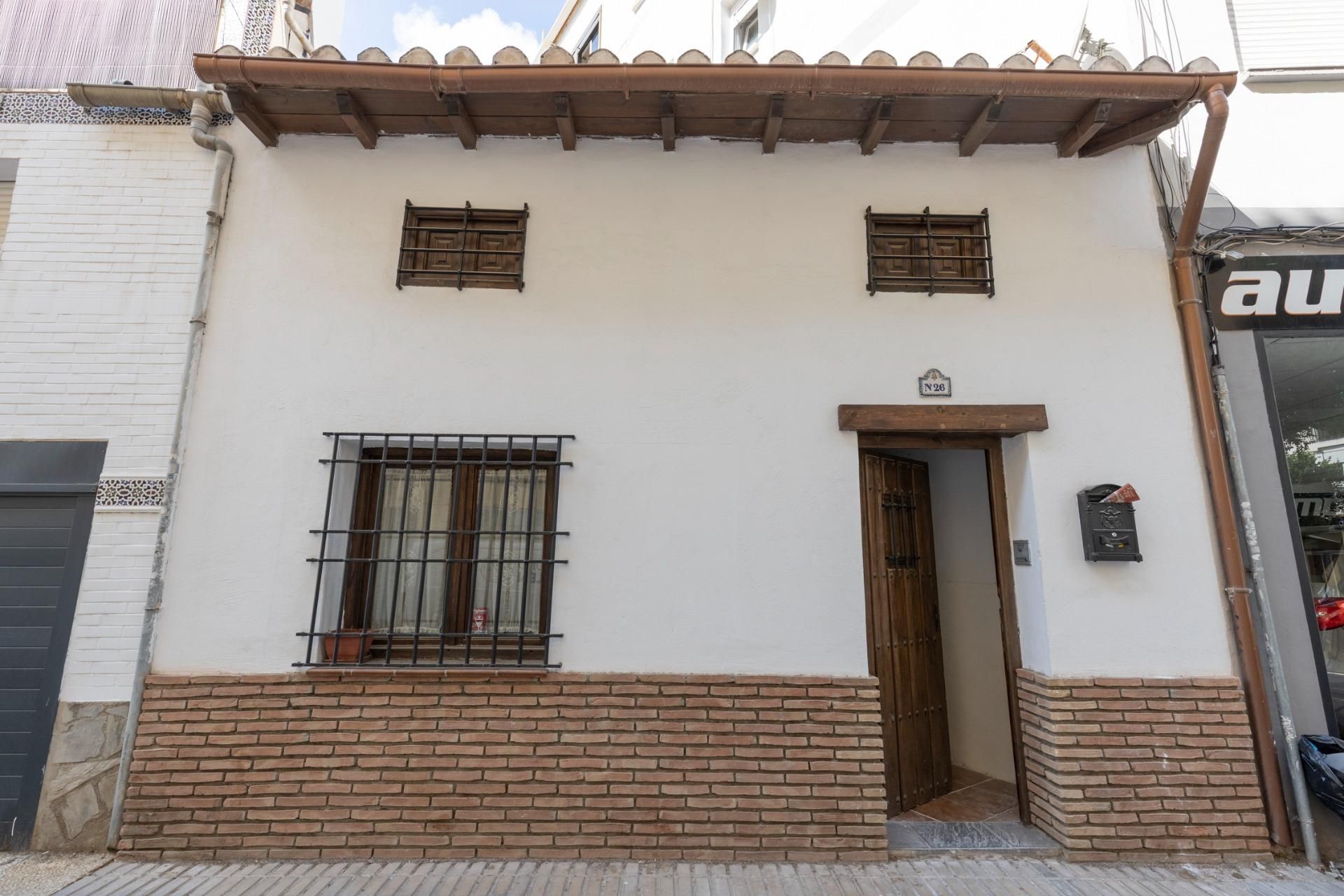 Vista exterior de Planta baixa en venda en  Granada Capital amb Jardí privat i Terrassa