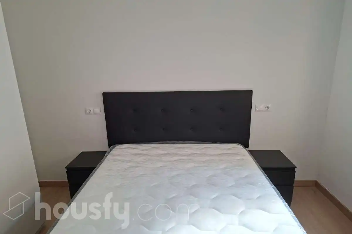 Habitación de Piso de alquiler en Siero con Calefacción, Parquet y Terraza