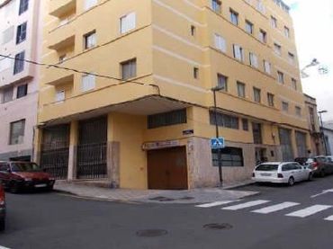 Local comercial en venda a La Salud - La Salle