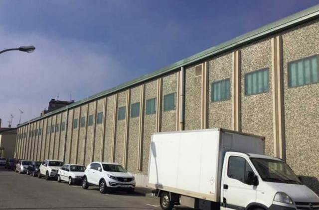 Nave industrial en Venta en C/ Progreso en Sant Hipòlit de Voltregà