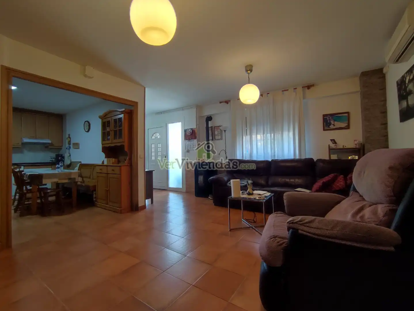 Casa o xalet en venda a Carrer Baix Llobregat, 30, Abrera