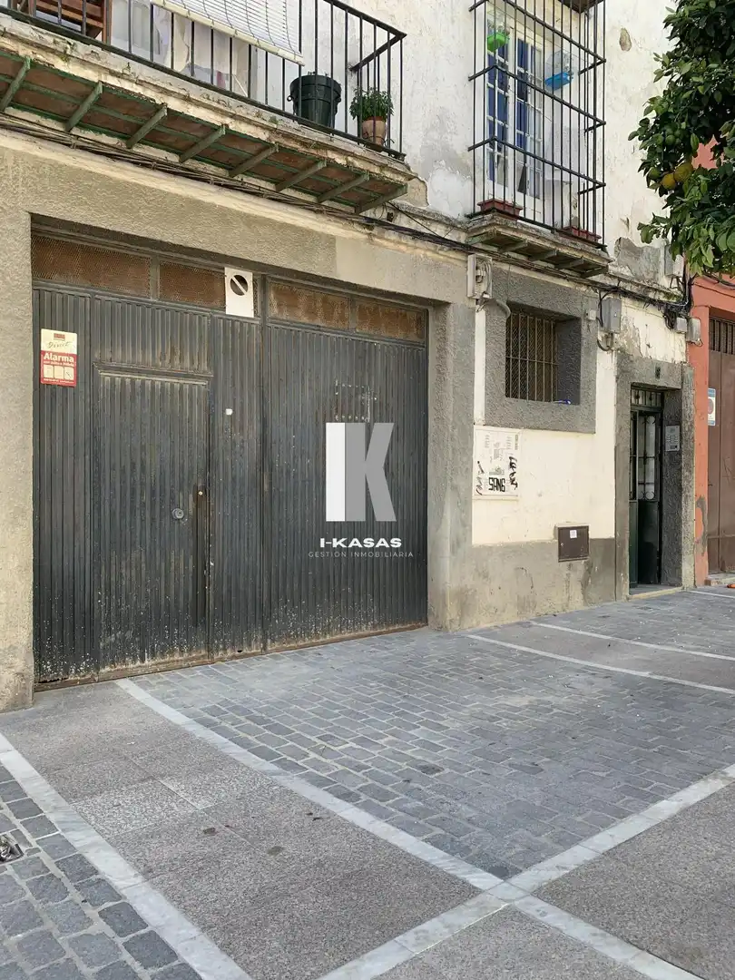 Vista exterior de Local en venta en Jerez de la Frontera