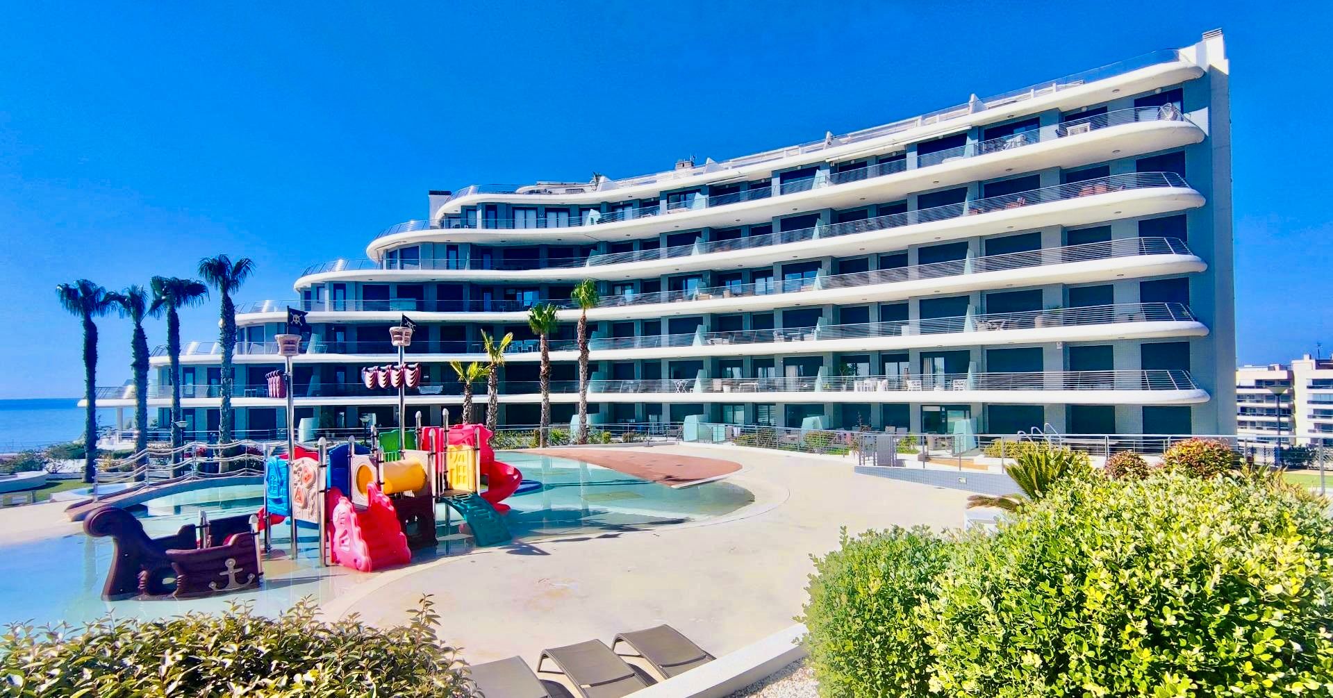 Swimming pool of Flat for sale in Elche / Elx  with Air Conditioner, Heating and Terrace