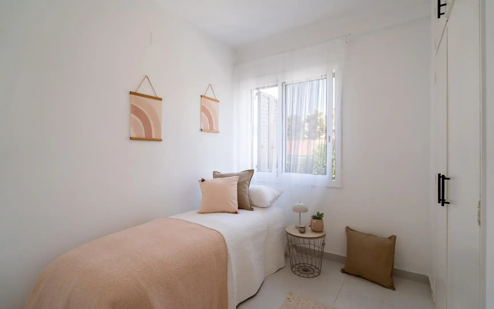 Piso en venta en ARCE OCHOTORENA, Llevant