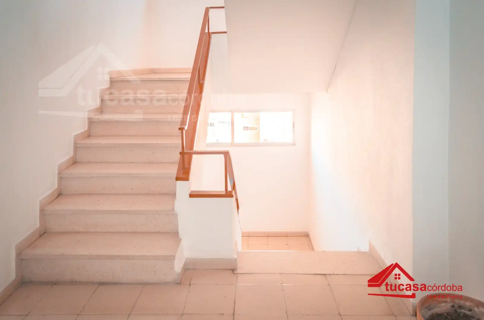 Büro zum Verkauf in Córdoba mit Klimaanlage und Möbliert