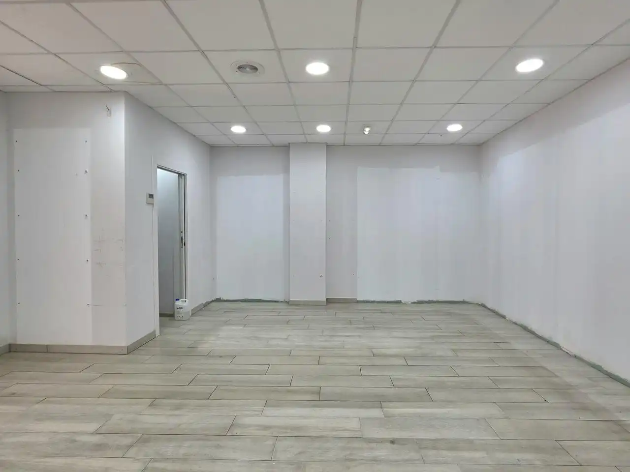 Business premises for sale in Carreño Miranda 52, imagen 14