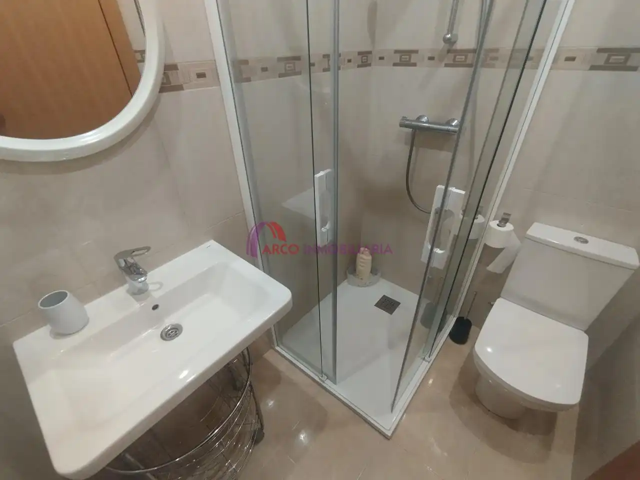 Bany de Casa o xalet de lloguer en Burgos amb Calefacció, Jardí privat i Moblat