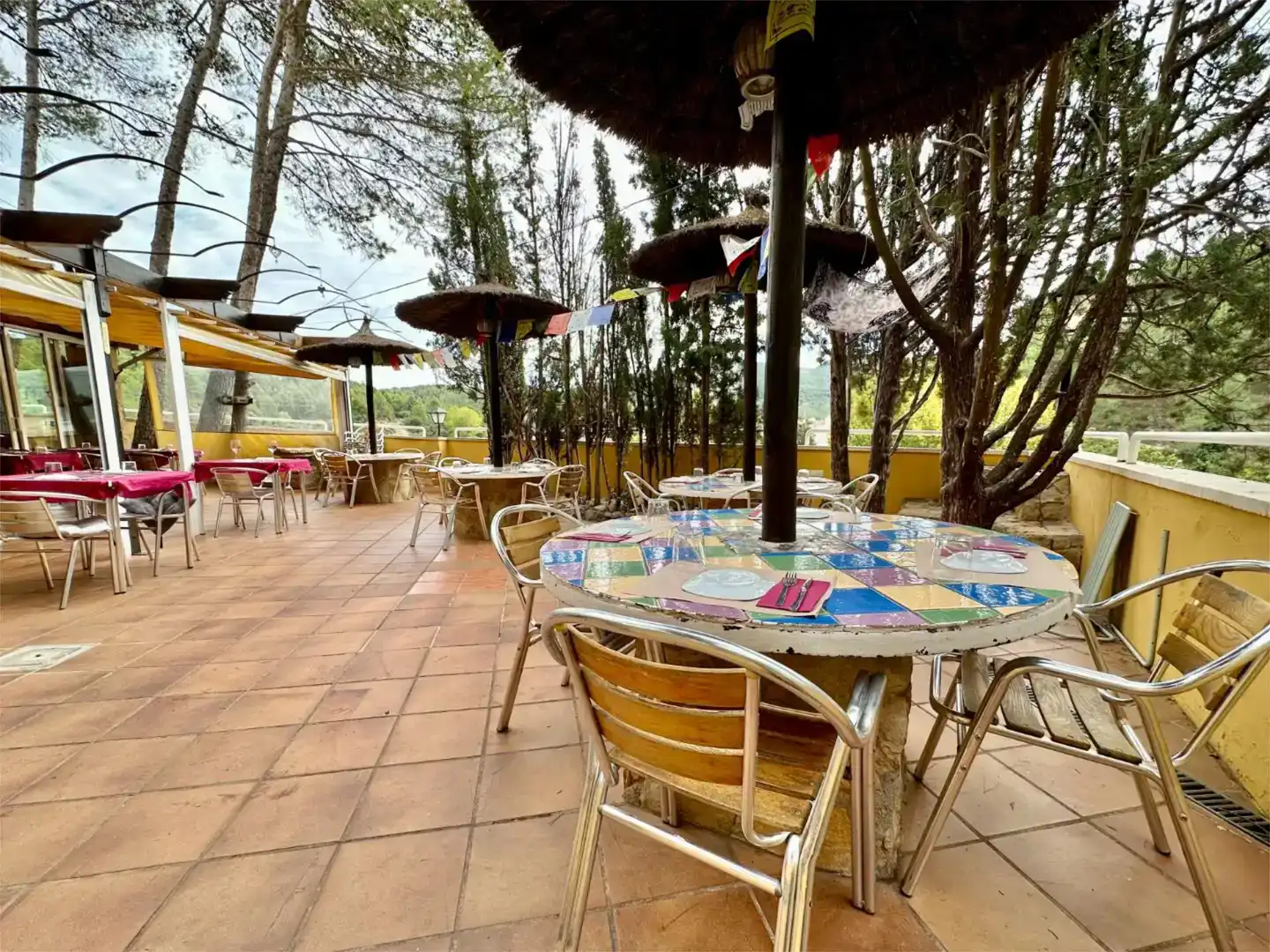 Terrassa de Local en venda en Montanejos amb Parquet i Moblat