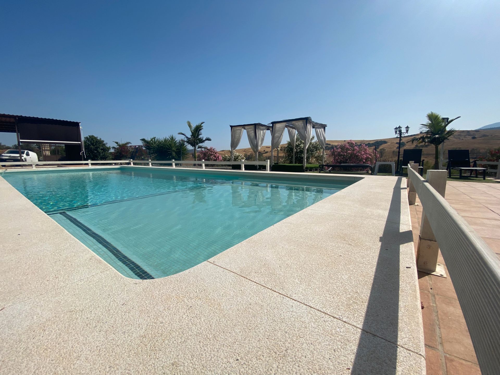 Swimming pool of Country house to rent in Álora  with Air Conditioner, Heating and Private garden