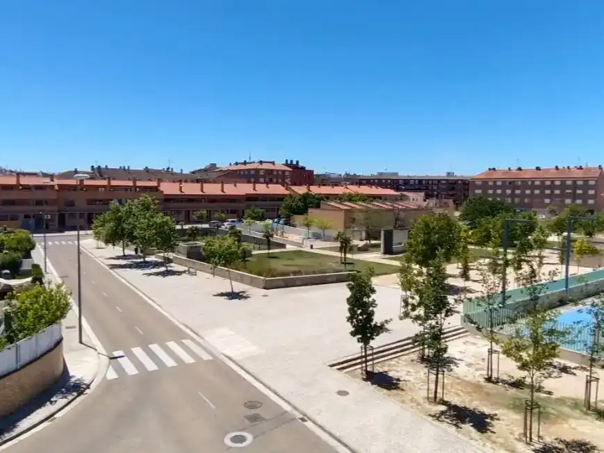 Exterior view of Flat for sale in Utebo  with Air Conditioner and Balcony