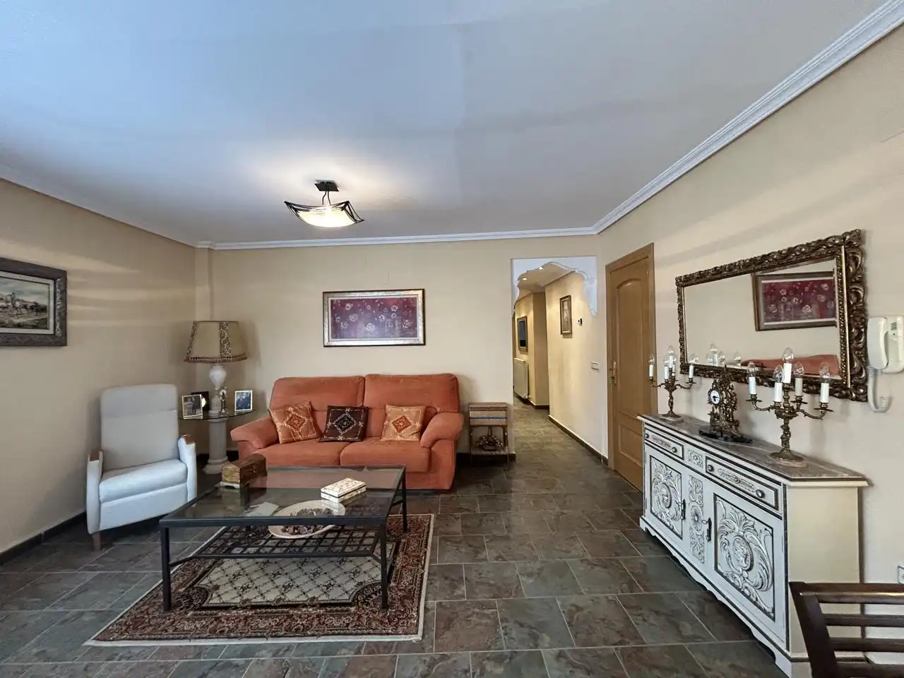 Sala d'estar de Casa o xalet en venda en Novallas amb Terrassa