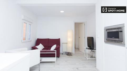 Foto 3 de Apartament per a compartir a Numancia, Madrid