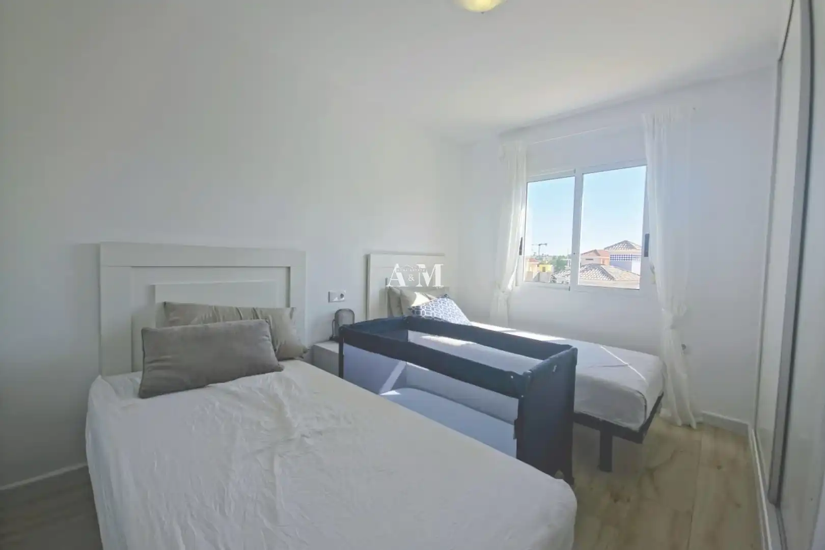 Habitación de Casa o chalet de alquiler en Orihuela con Aire acondicionado, Calefacción y Terraza