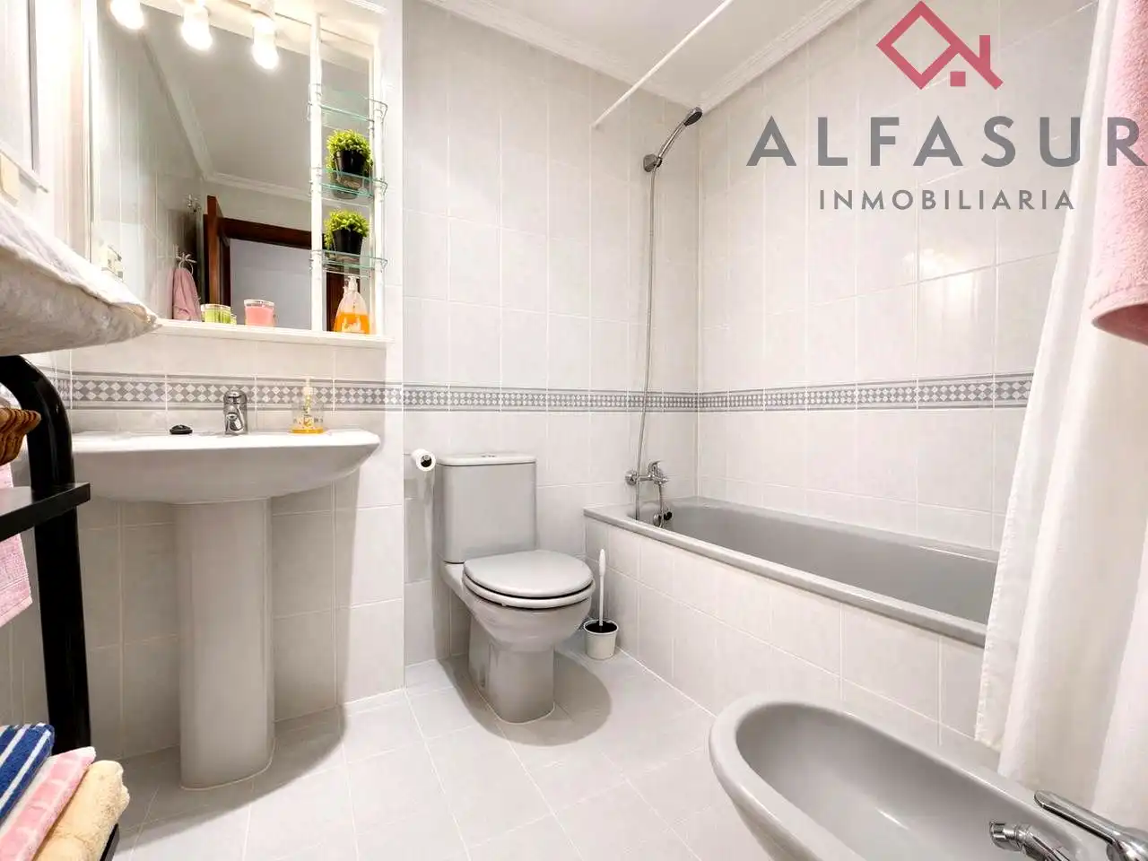 Badezimmer von Wohnung zur Miete in Málaga mit Terrasse und Möbliert