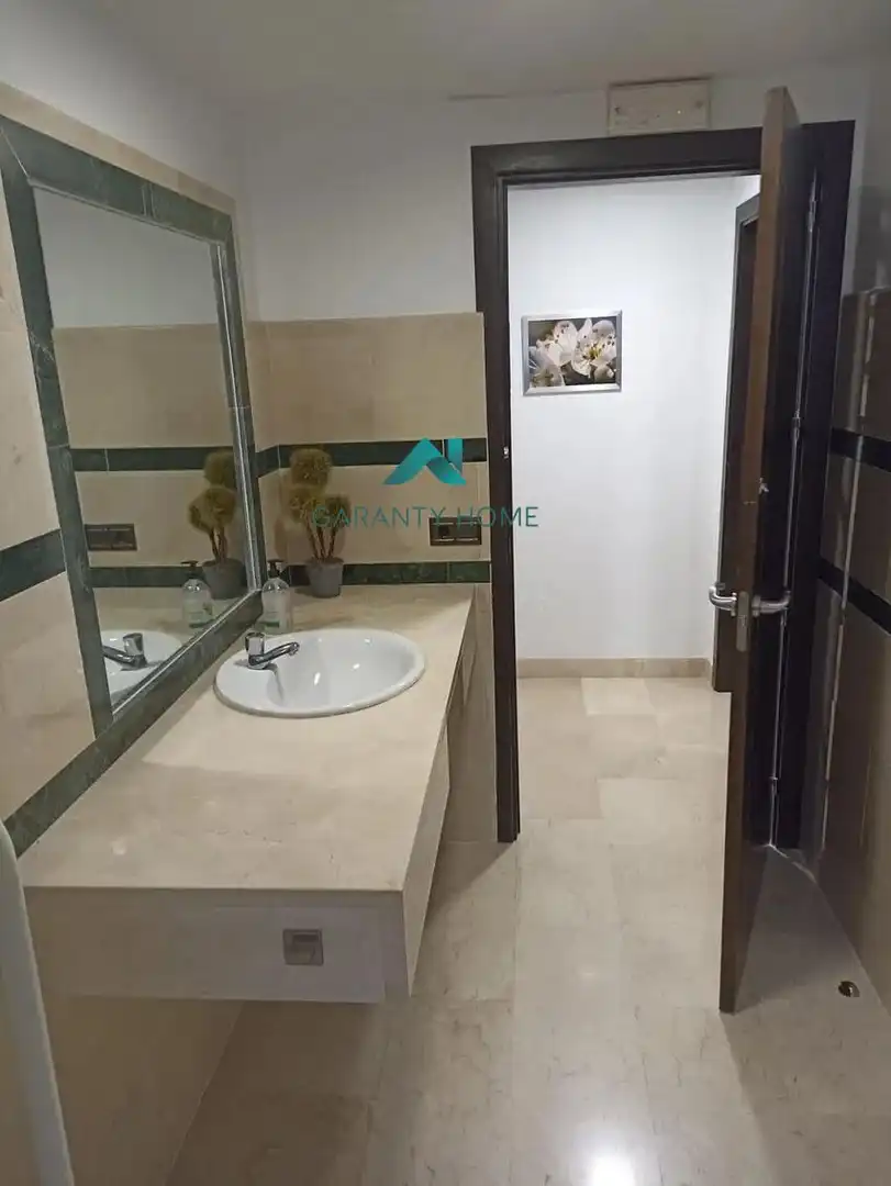 Bathroom of Office for rent in Estepona  with Air Conditioner