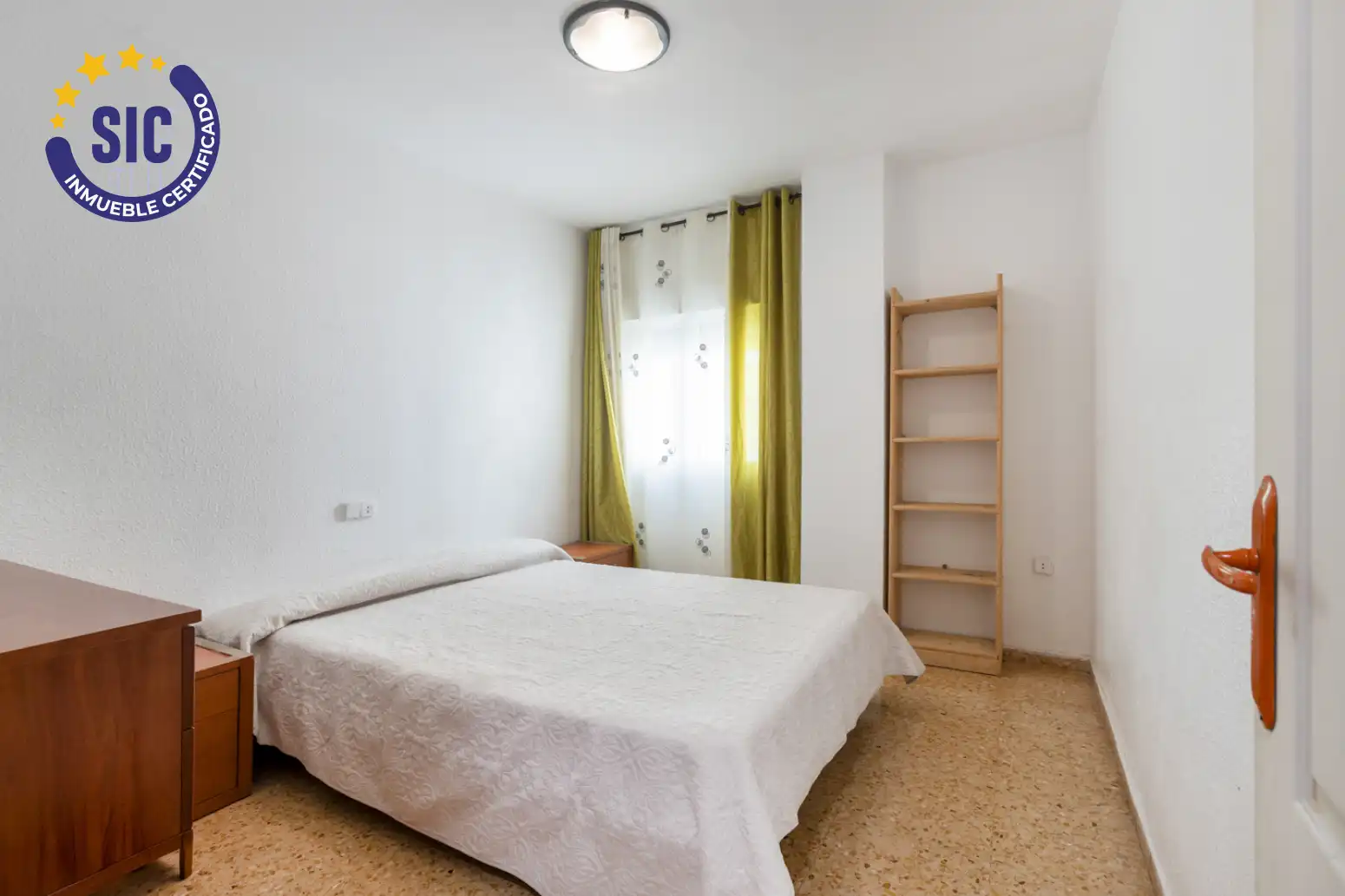 Habitación de Piso en venta en Sueca con Jardín privado, Terraza y Balcón
