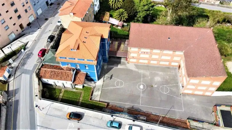 Parking de Oficina en venta en Pravia con Terraza