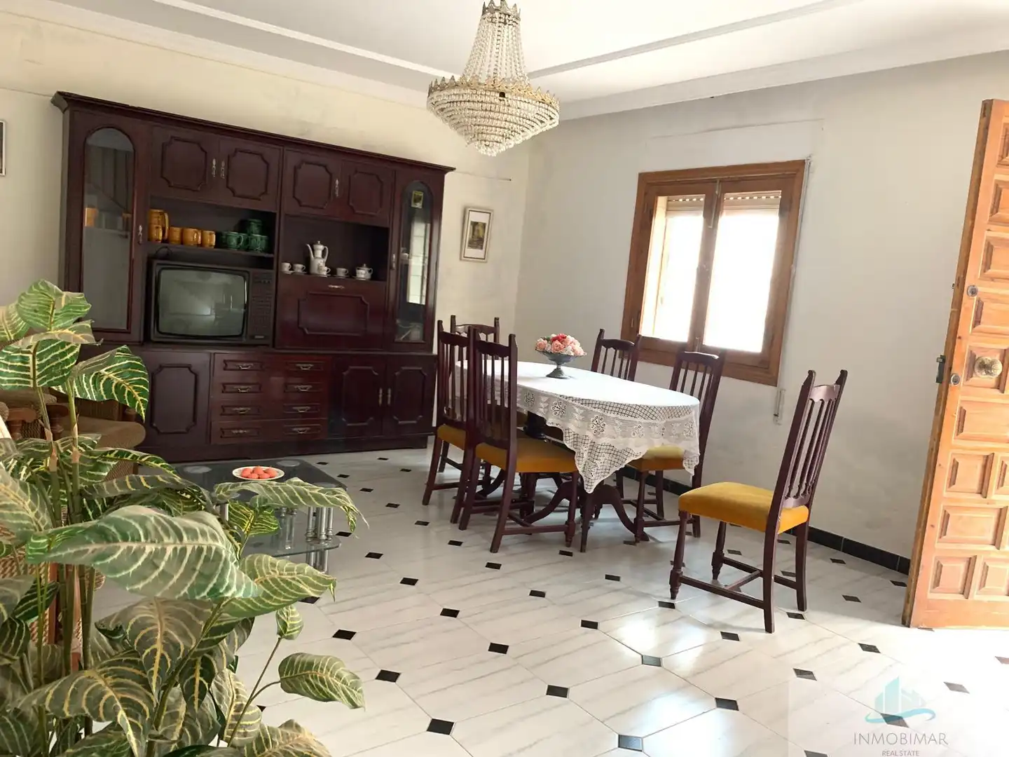 House with terrace for sale in Molvízar