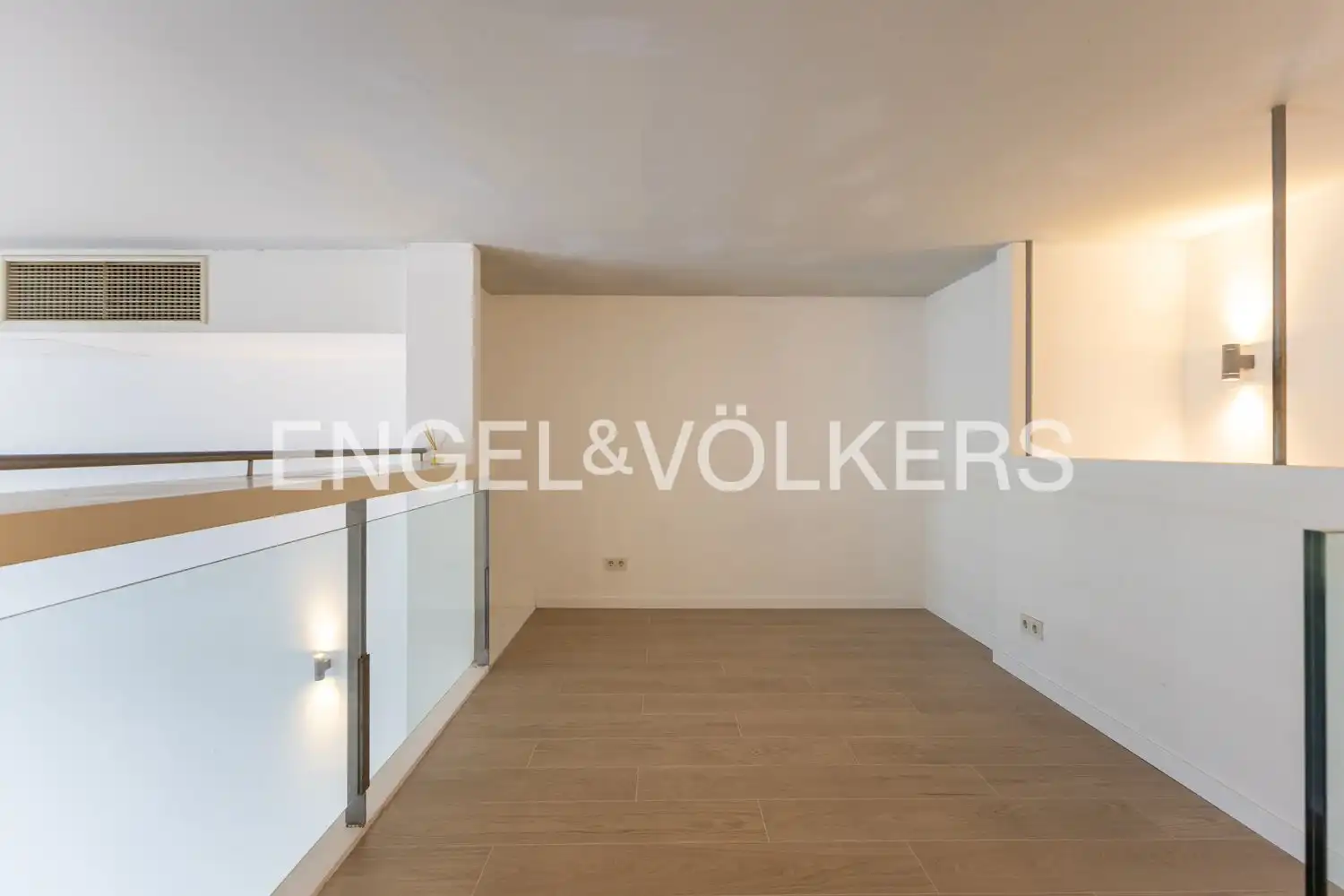 Terraza de Piso de alquiler en Xirivella con Aire acondicionado, Calefacción y Jardín privado