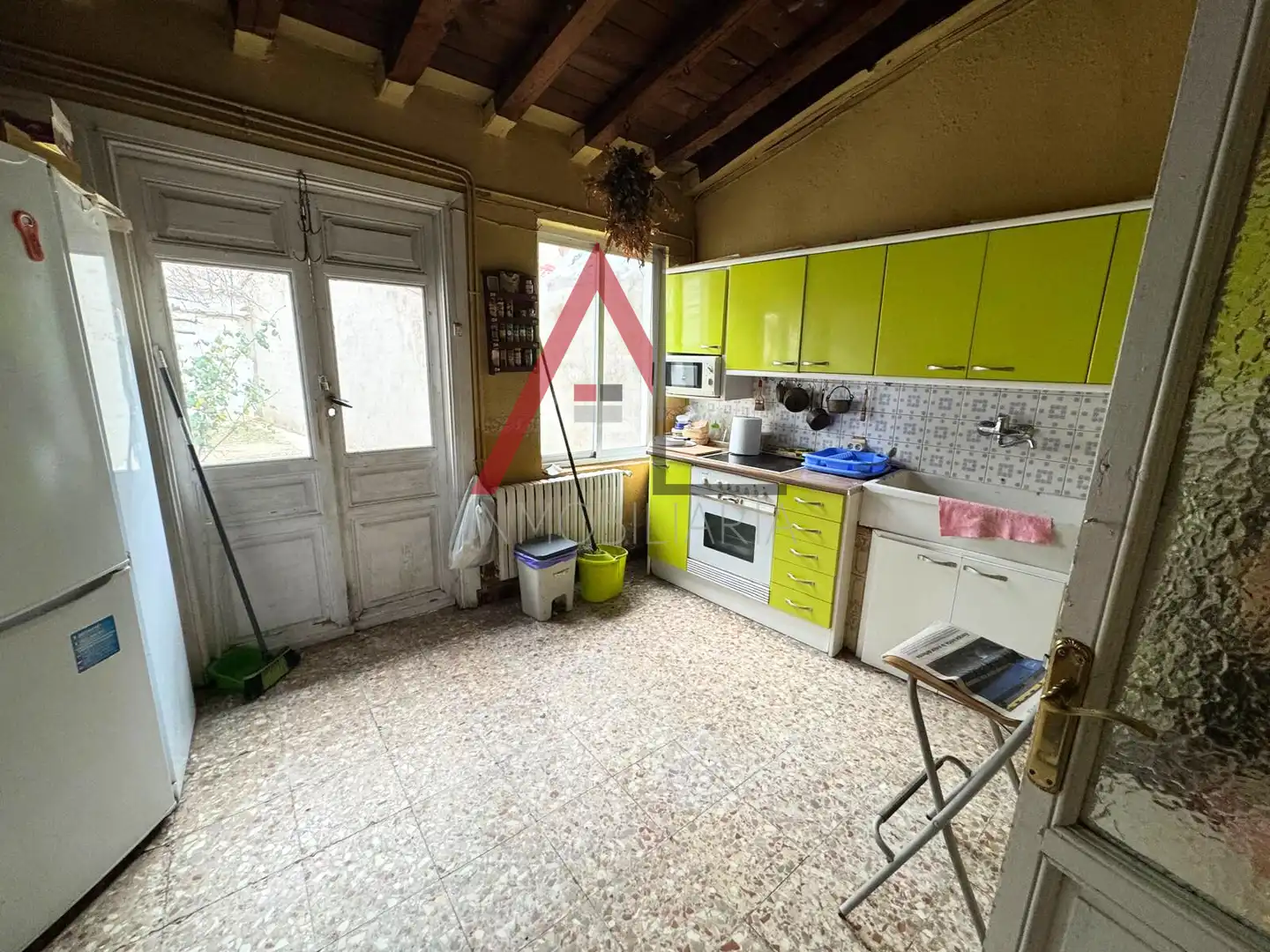 Cocina de Edificio en venta en Nava de la Asunción