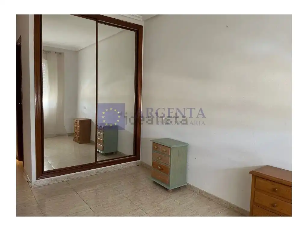 Piso con ascensor en venta en Ruta de la Plata, imagen 5