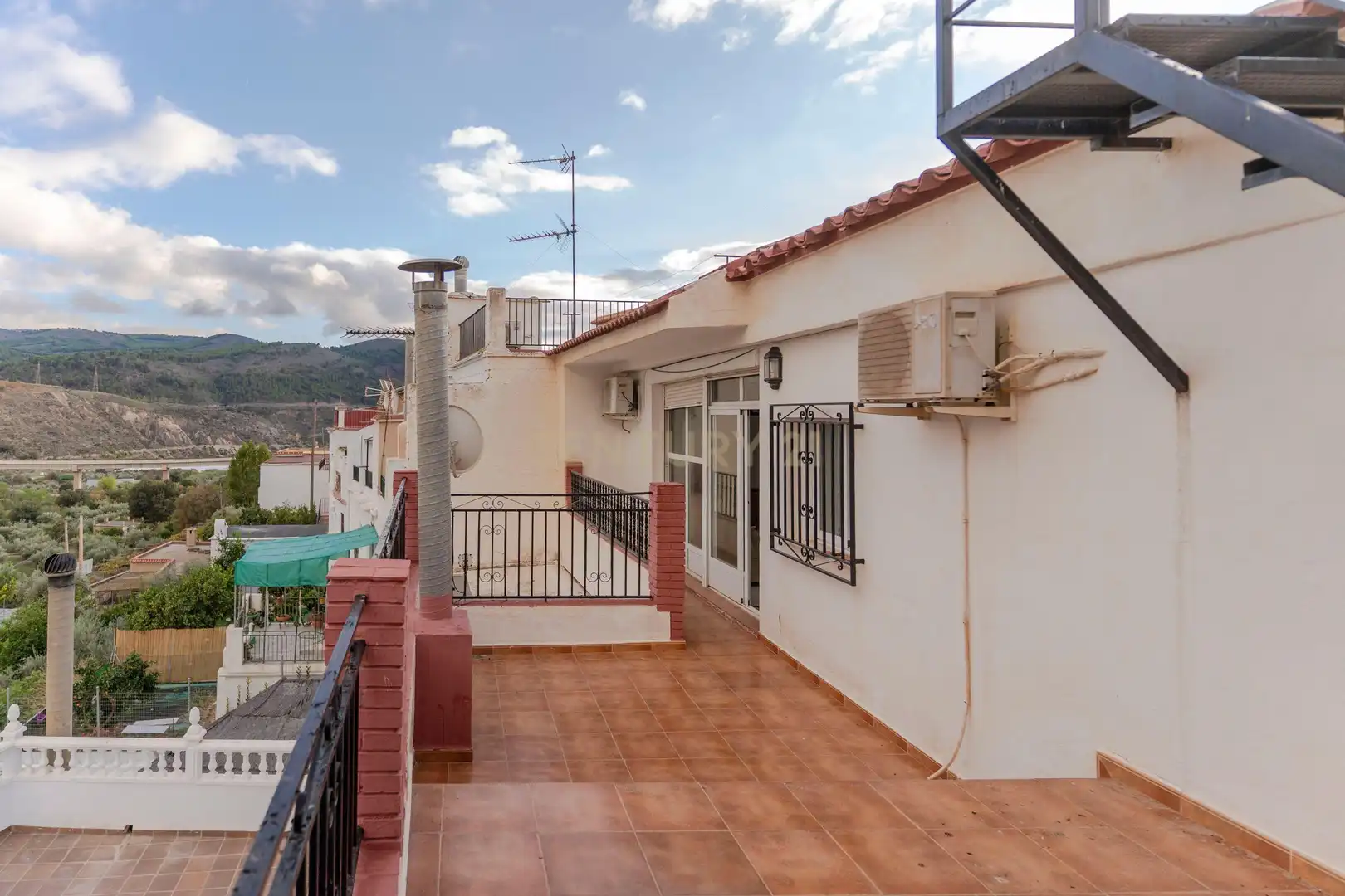 Terrassa de Casa adosada en venda en Ugíjar amb Aire condicionat, Forn i Rentadora