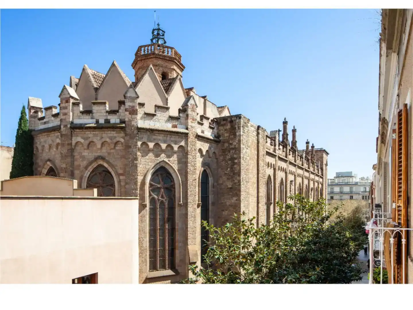Exterior view of Houses for sale in Sabadell  with Air Conditioner and Balcony