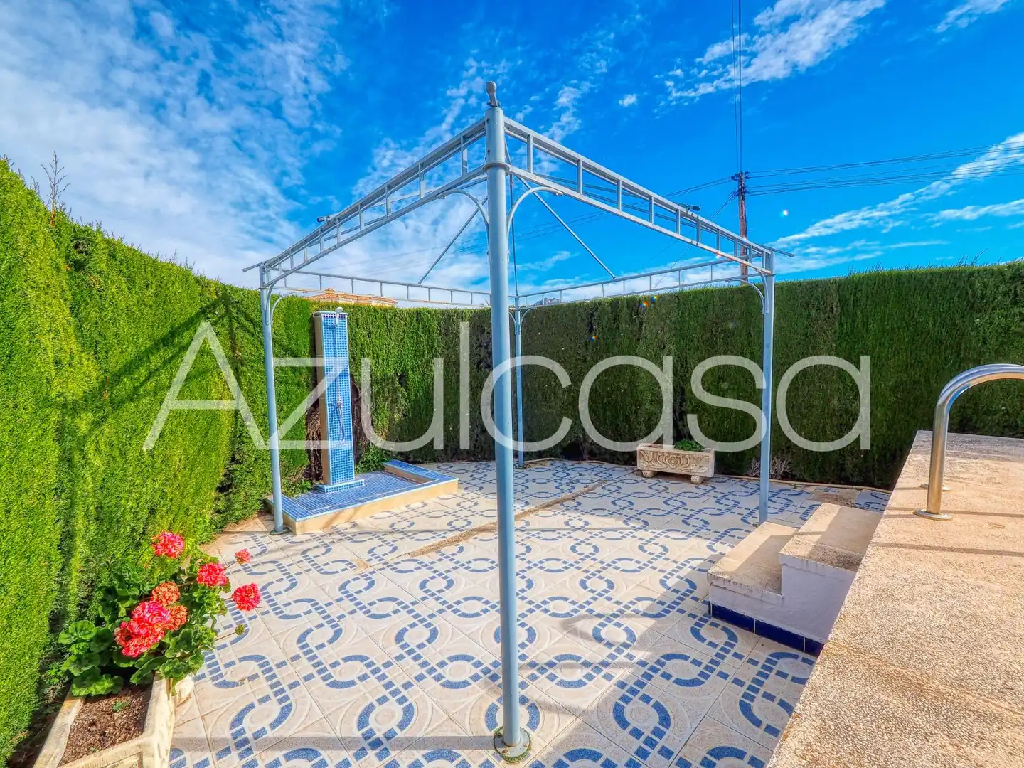 Terrassa de Casa o xalet en venda en Busot amb Aire condicionat, Traster i Piscina